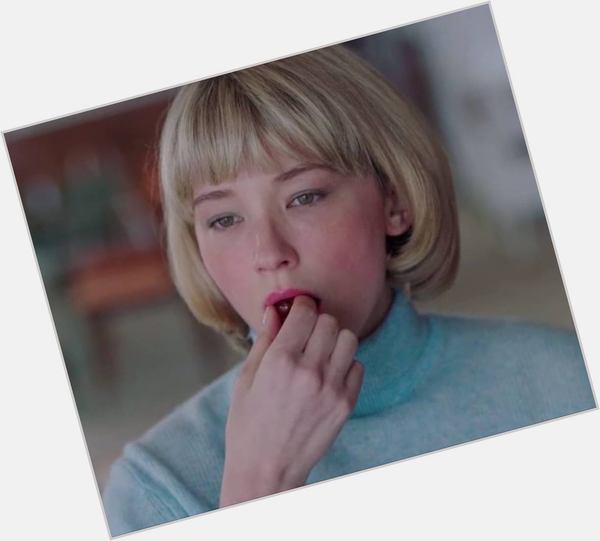 Happy birthday Haley Bennett! The actress is 33 today. We loved her in SWALLOW last year. 
