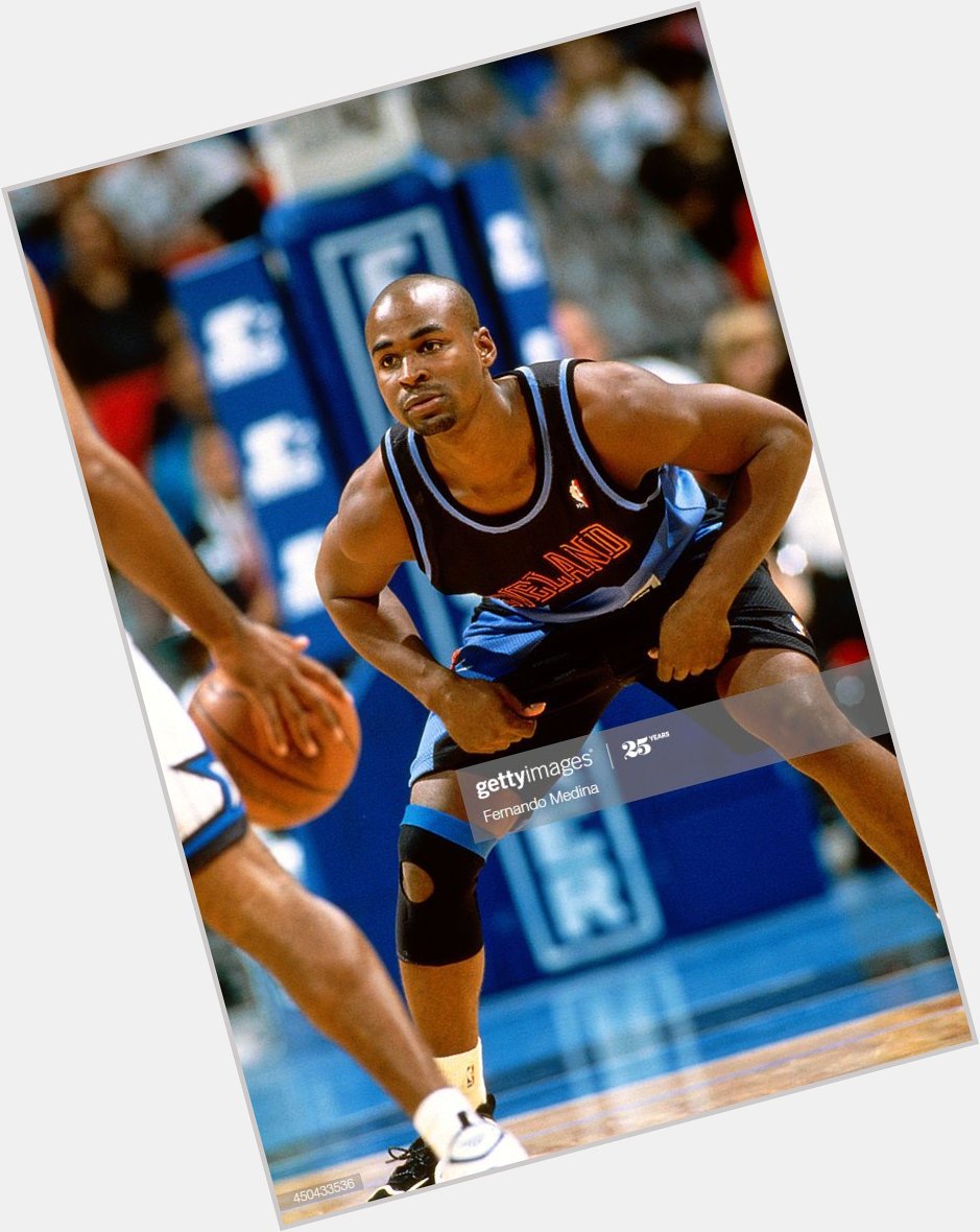 Happy birthday Harold Miner!

He played 19 games for The Land in the 95-96! season. 