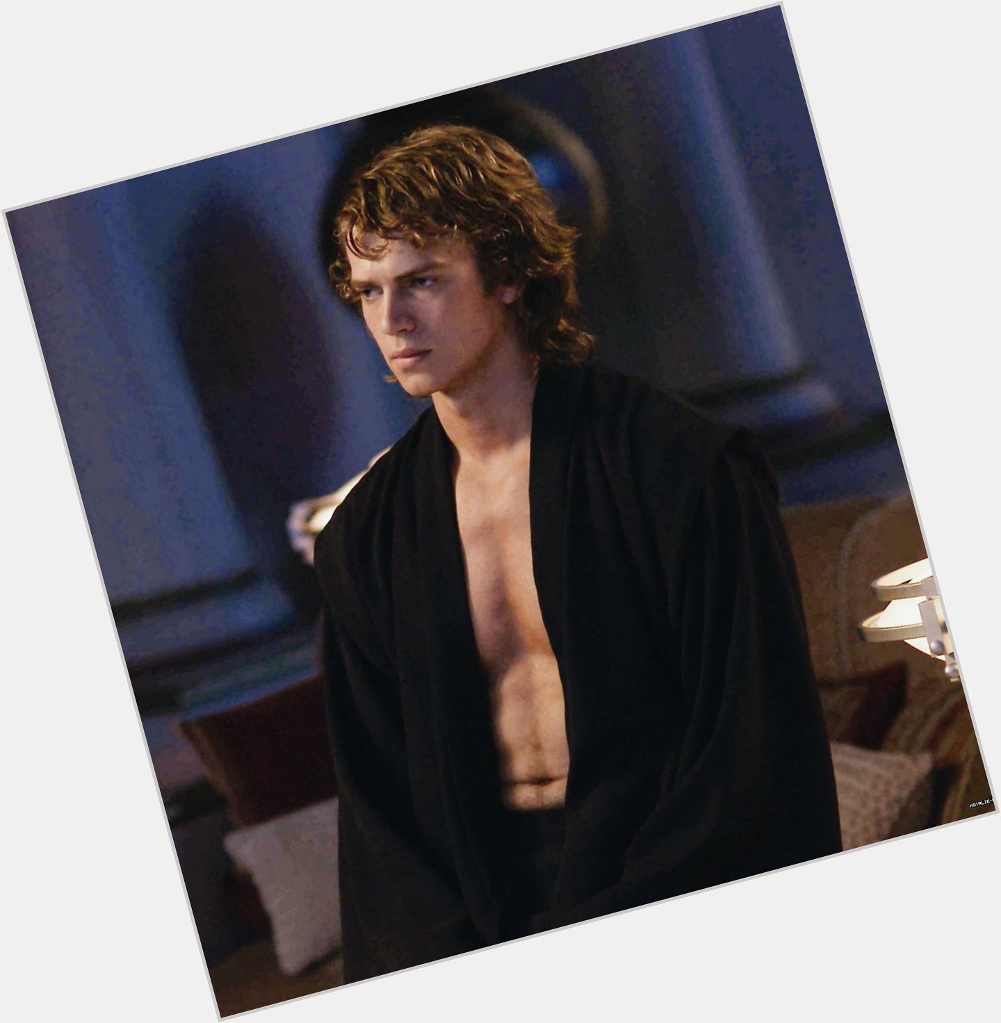 HAPPY BIRTHDAY TO THE ONE AND ONLY FOREVER SEXY HAYDEN CHRISTENSEN               