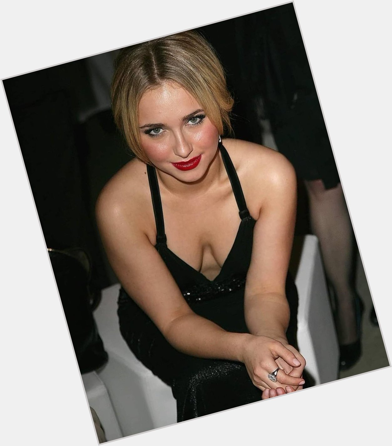 Happy 31st Birthday to stunning and delicious Hayden Panettiere. 