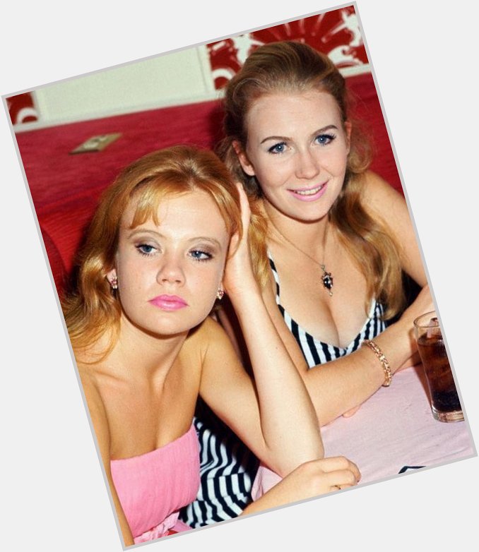 Happy birthday to English actress Hayley Mills, born April 18, 1946. Pictured with her older sister, Juliet Mills. 