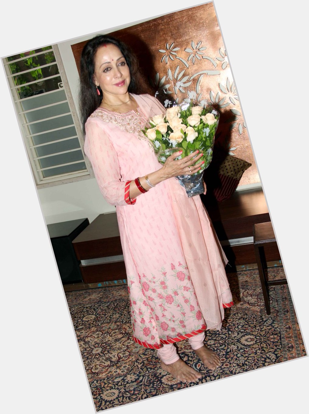 Actress celebrates her 67th Birthday today. Happy Birthday Hema Malini! 