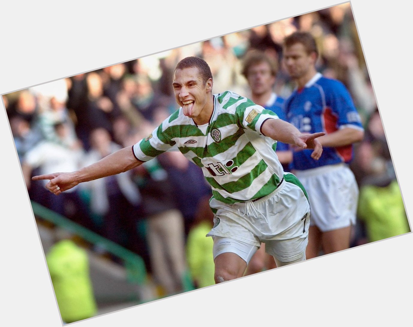 Happy 46th Birthday to Henrik Larsson!   One of the greatest players of the 21st Century... 