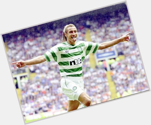 Happy birthday to the king of kings, Henrik Larsson. Like all of us, loves chips. 