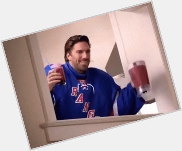 Happy 38th birthday to my favorite athlete and the King of New York - Henrik Lundqvist!!   