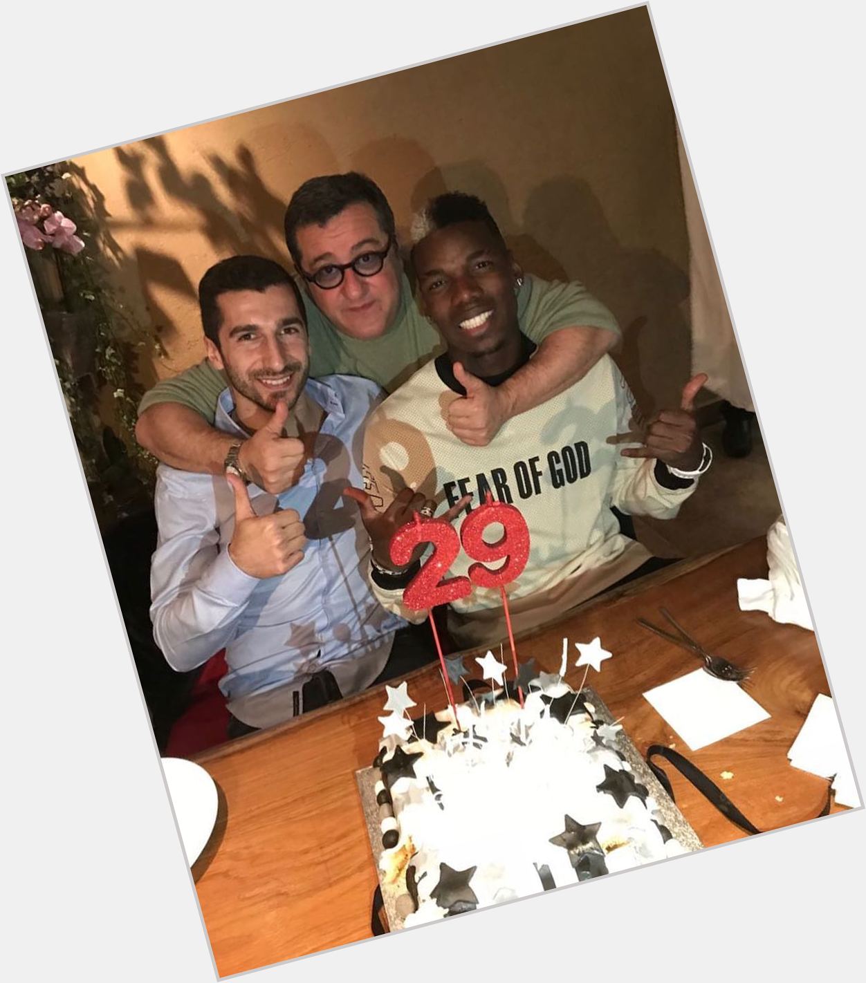 Paul Pogba dan agennya merayakan ulang tahun Henrikh Mkhitaryan. Happy Birthday Mkhi. 