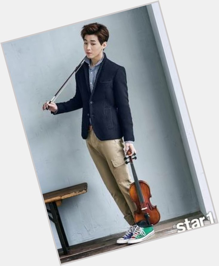 Happy BIRTHDAY  Henry Lau
Always good health..and more blessing to come 