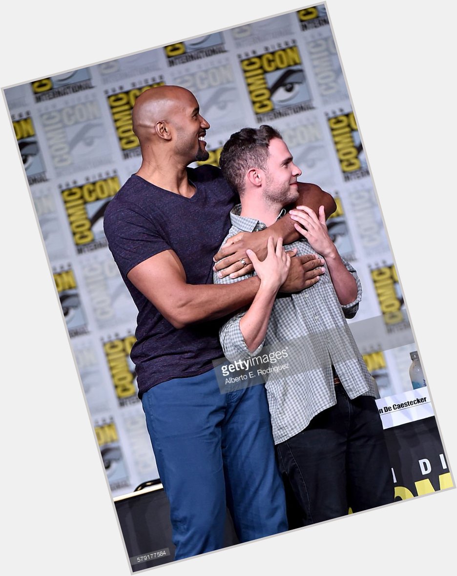 Wishing a very happy 47th Birthday to the lovely Henry Simmons!! 