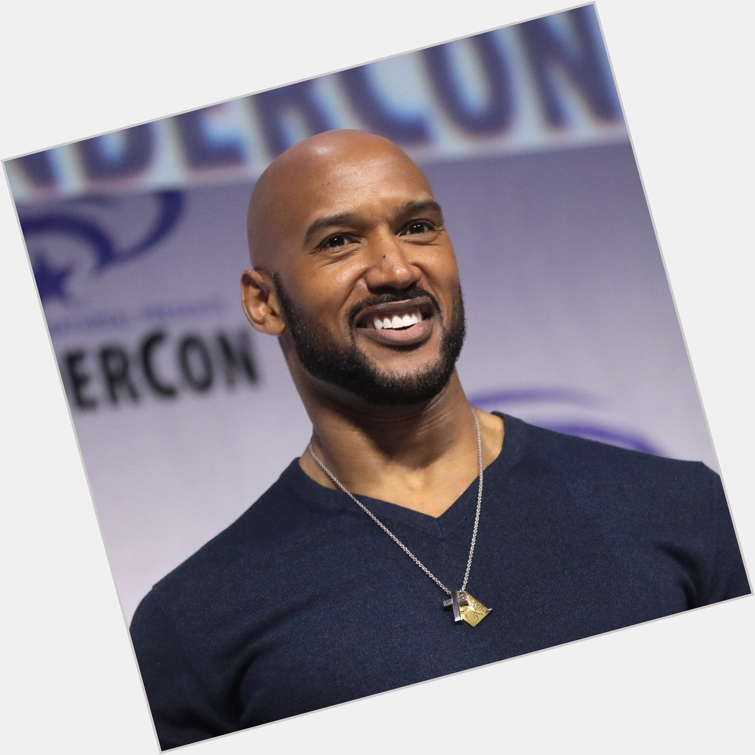 HAPPY BIRTHDAY HENRY SIMMONS            OUR KINGGG 