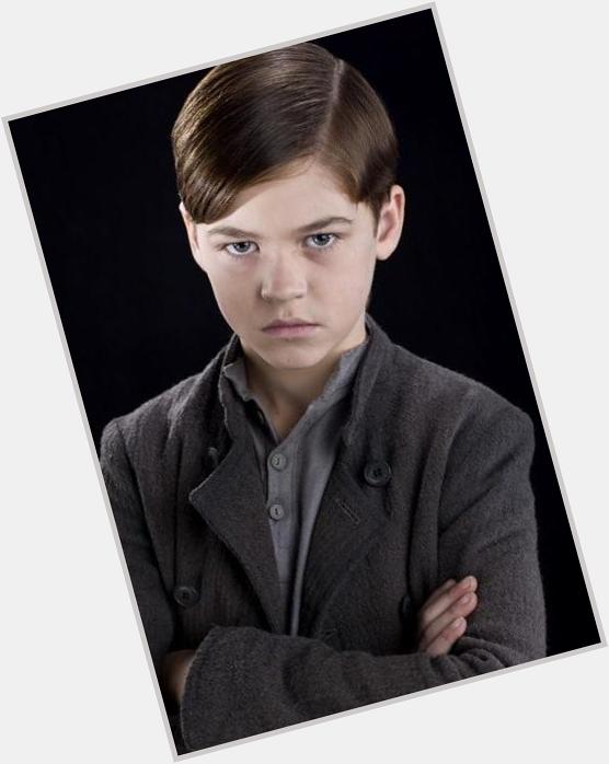 Ciyee dpt KTP-_-" Happy 17th Birthday, Hero Fiennes-Tiffin! He played 11-year-old Tom Riddle in HP. 