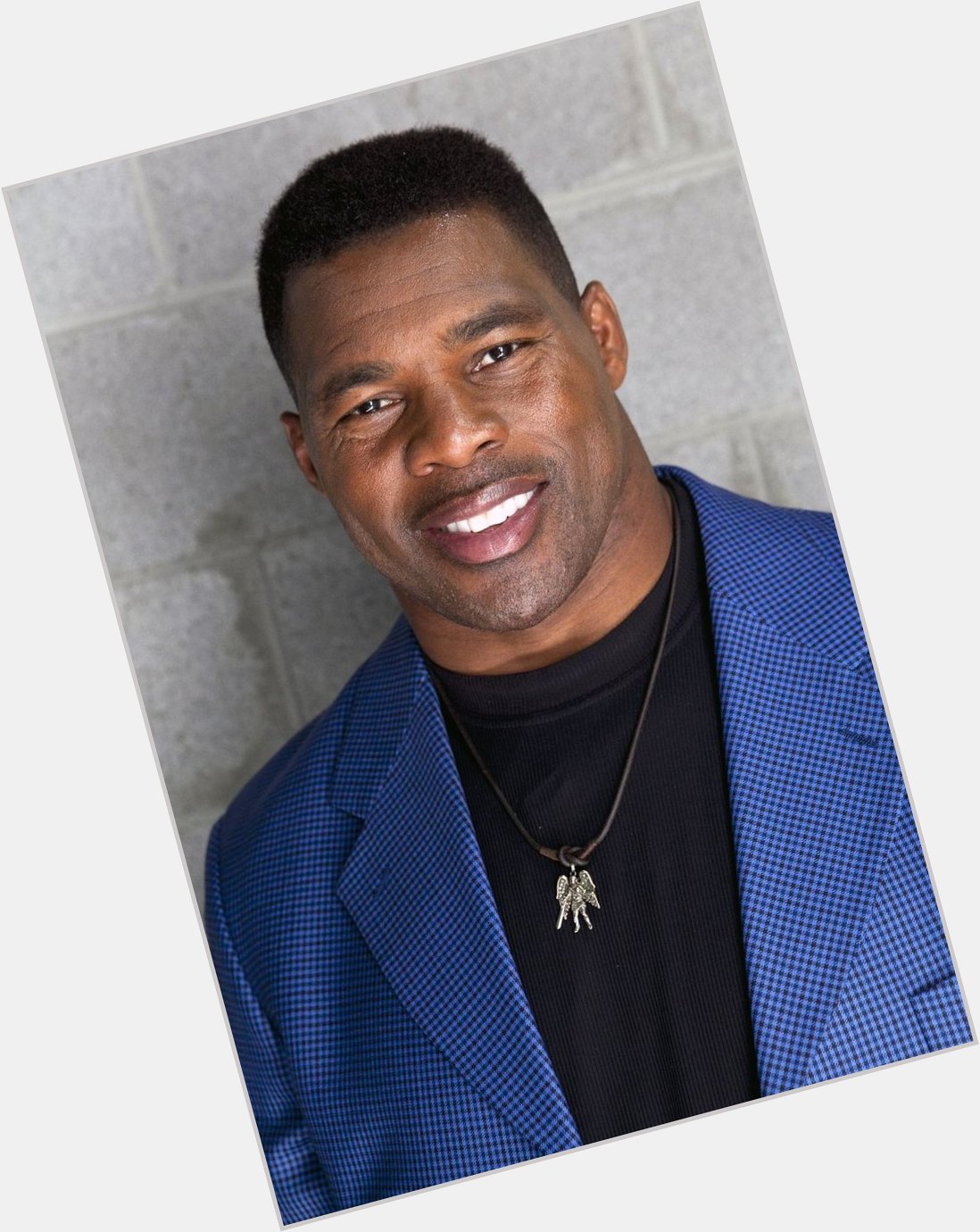 Happy Birthday going out to NFL legend, Herschel Walker is 53! 