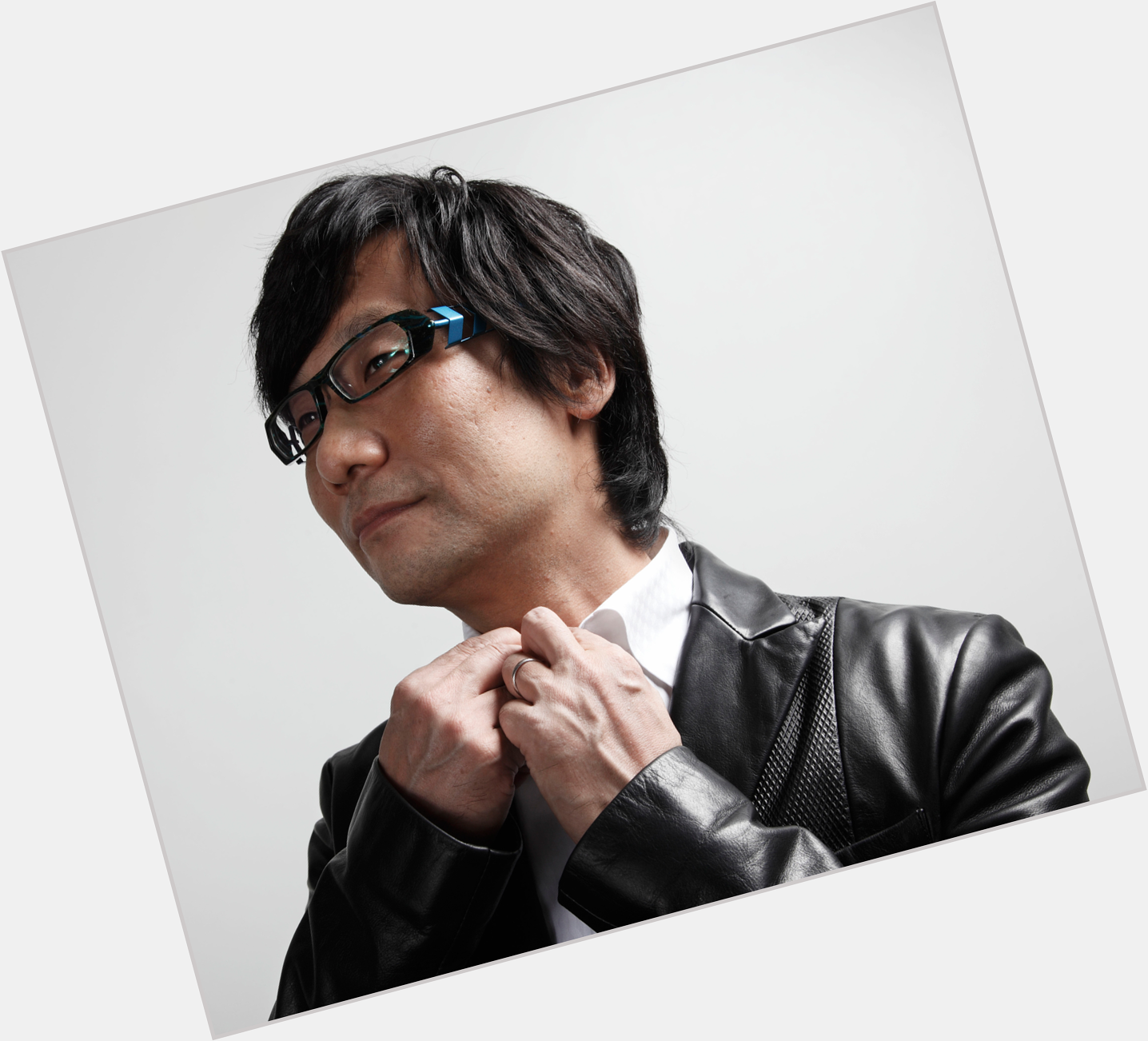 Join us in wishing Kojima a Happy 52nd Birthday! Sign his digital birthday card! 
