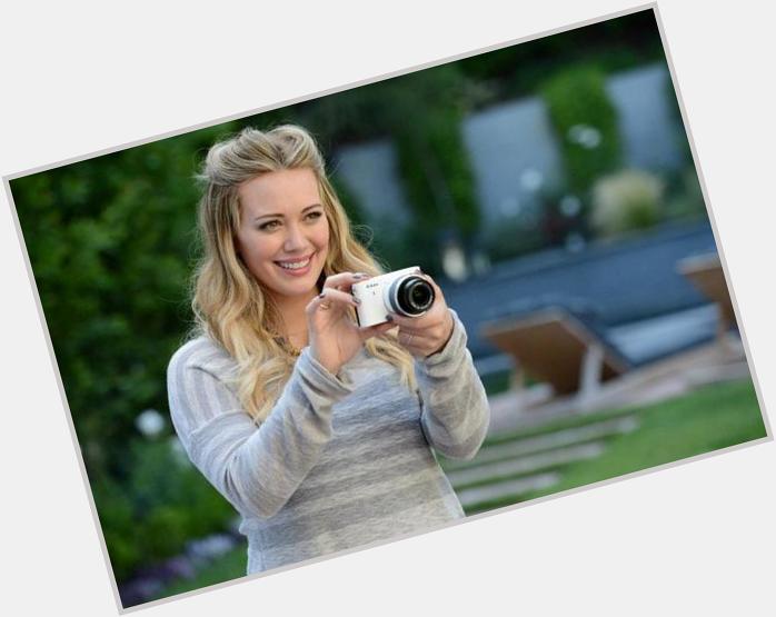 Happy 27th Birthday to todays über-cool celebrity with an über-cool camera:  HILARY DUFF 