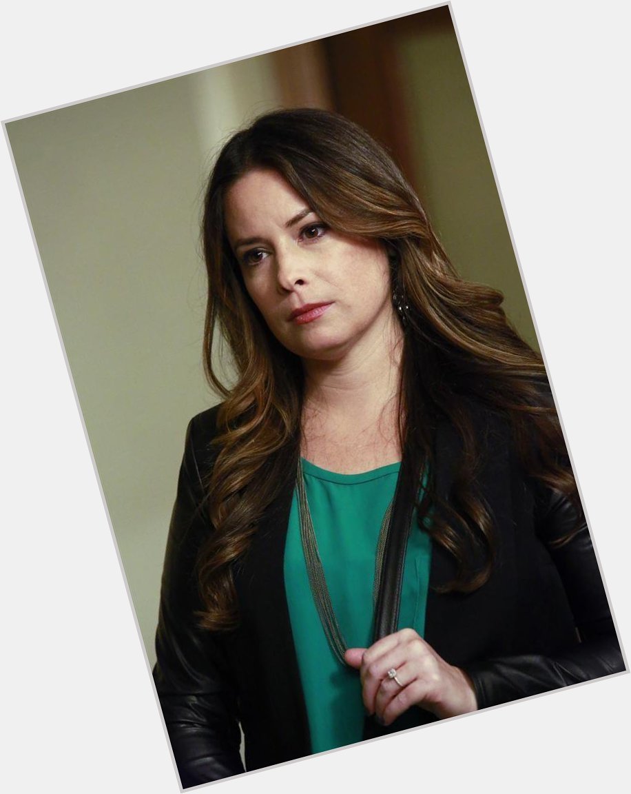  C\est l\anniversaire d\Holly Marie Combs (Ella Montgomery) aujourd\hui. Happy Birthday from France 