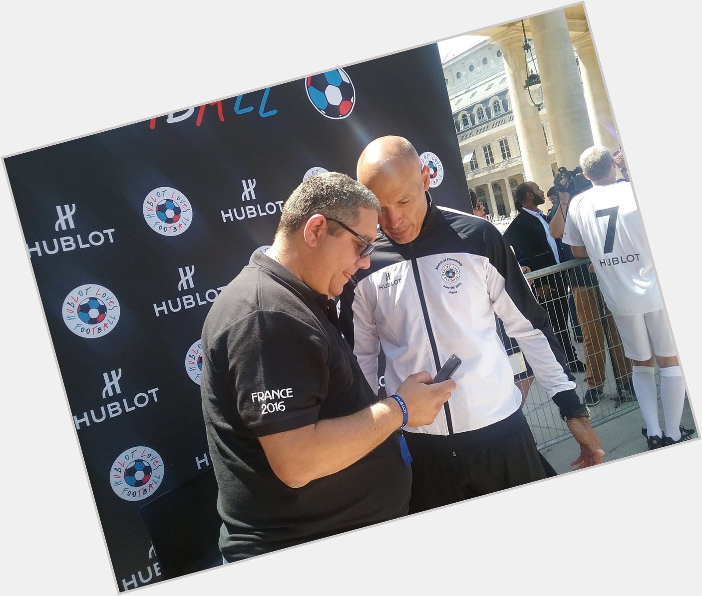 Happy 48th Birthday to former World Cup Final referee Howard Webb, have a great day my friend 