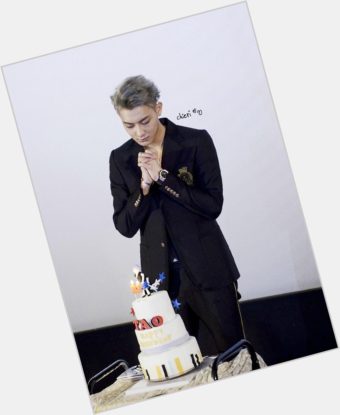 I WISH A VERY HAPPY BIRTHDAY. MAY GOD WILL ALWAYS BLESS YOU FOREVER. I LOVE YOU HUANG ZITAO 