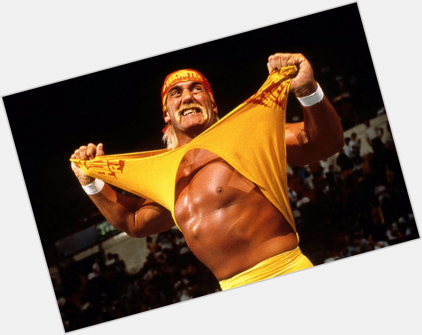  Happy Birthday to the ICON known as Hulk Hogan! 