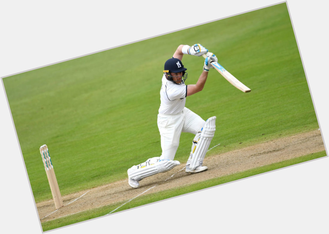 Happy birthday Ian Bell. My favourite batsman ever. No better sight in cricket than Ian Bell cover drives. 