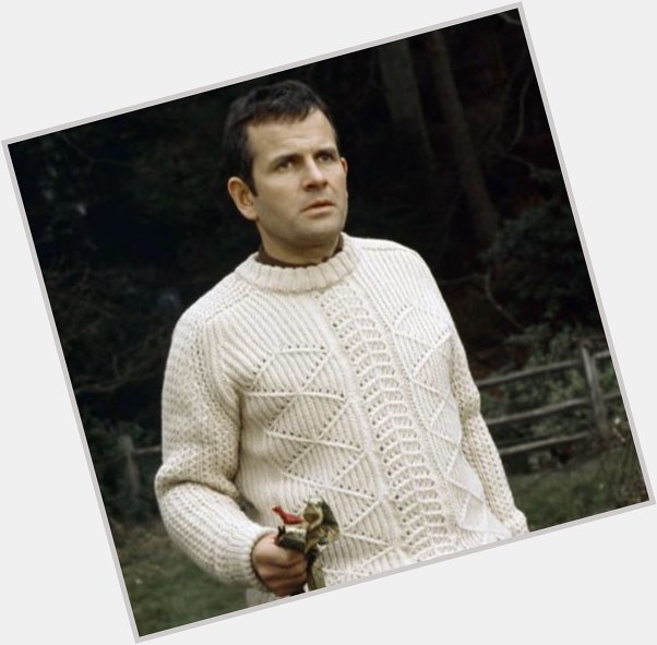 Happy Birthday to celebrated British actor Sir Ian Holm!
He is 88 today.
Favourite Ian Holm role? 