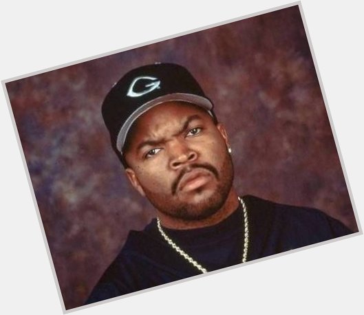 Happy 54th birthday to Ice Cube.
What\s your favourite song from him ? 