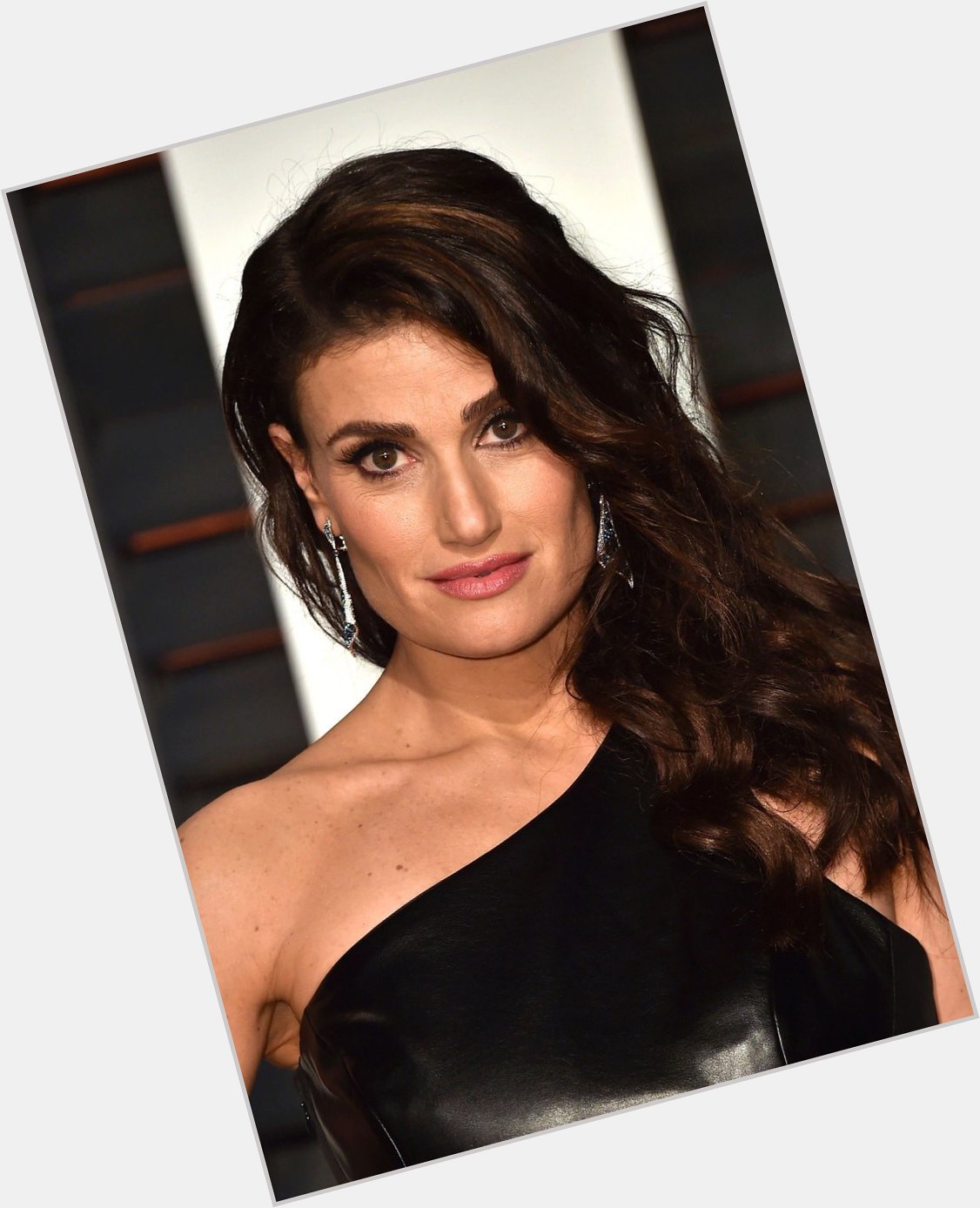 Happy birthday to American actress, singer, and songwriter Idina Menzel, born May 30, 1971. 