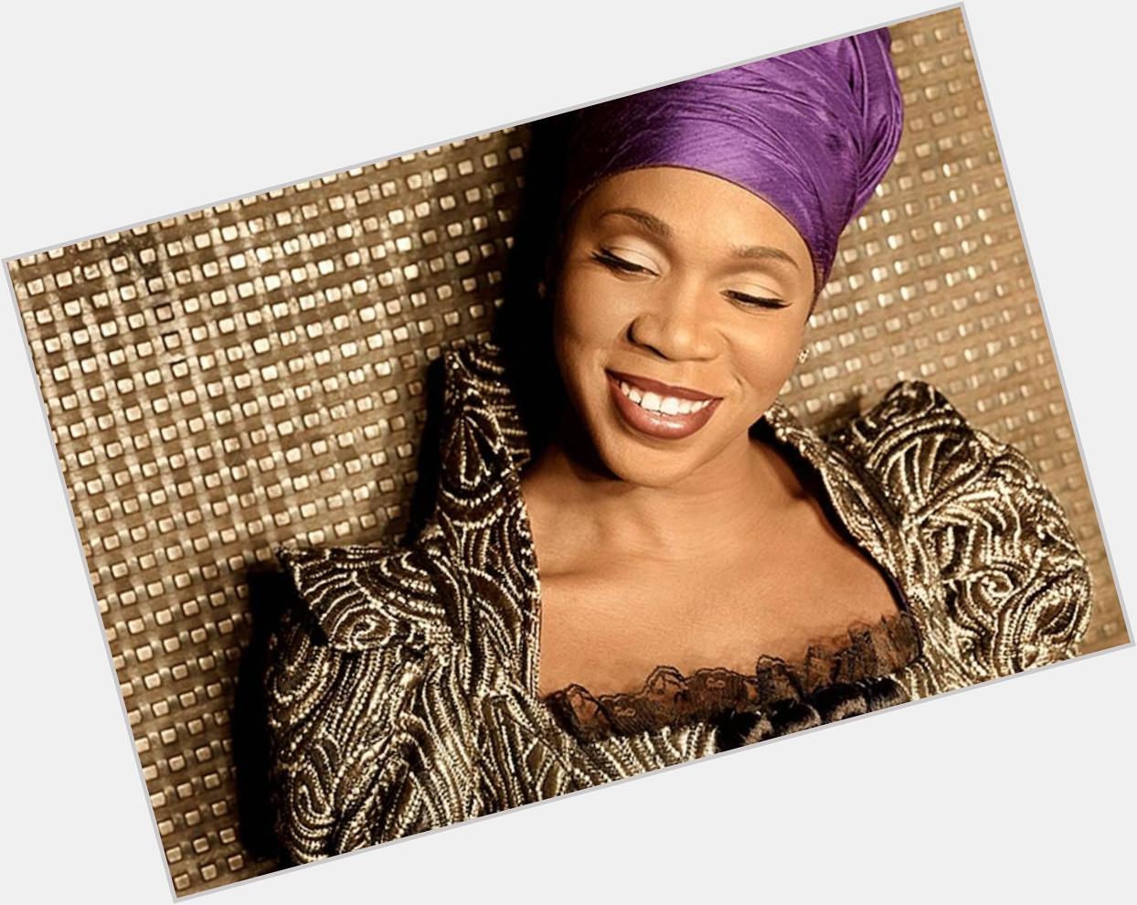 Happy Birthday, India.Arie! The singer-songwriter turns 40 years old today.  