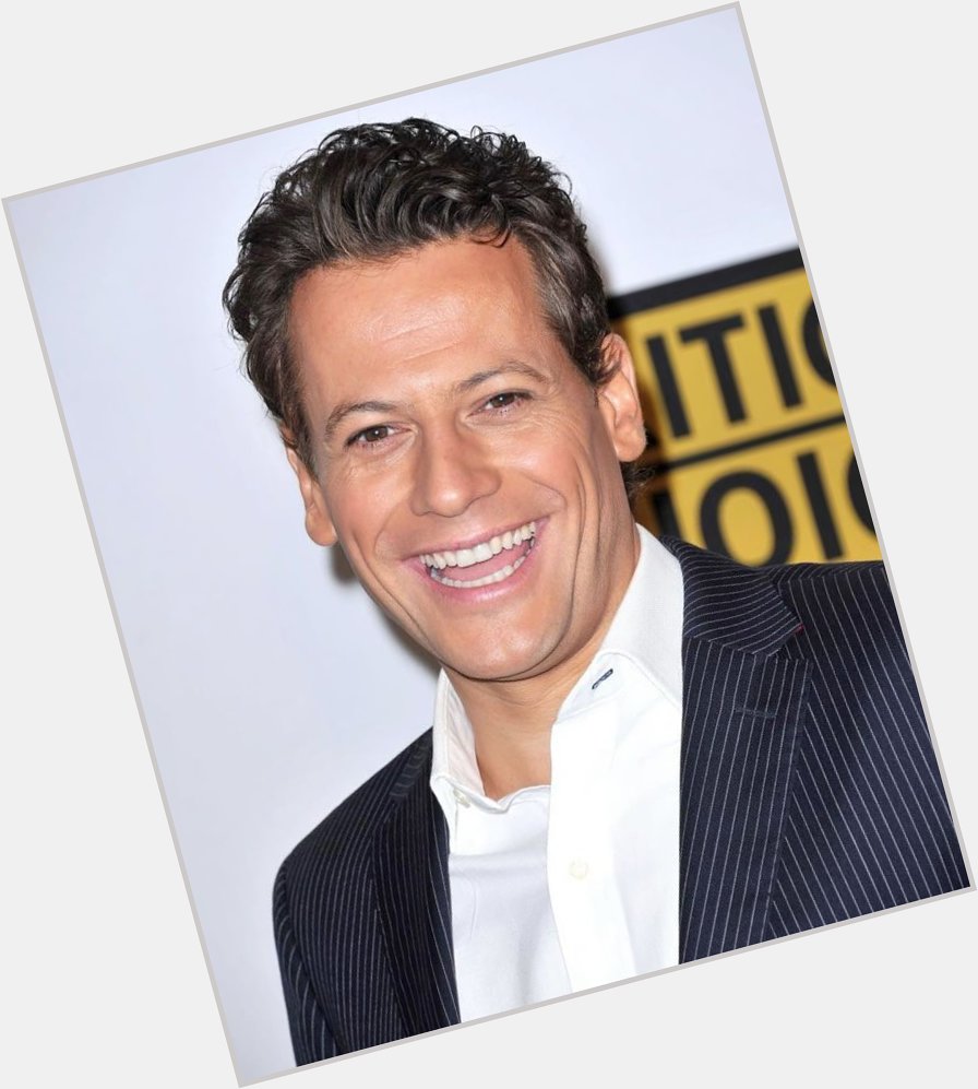 Happy Birthday Ioan Gruffudd 