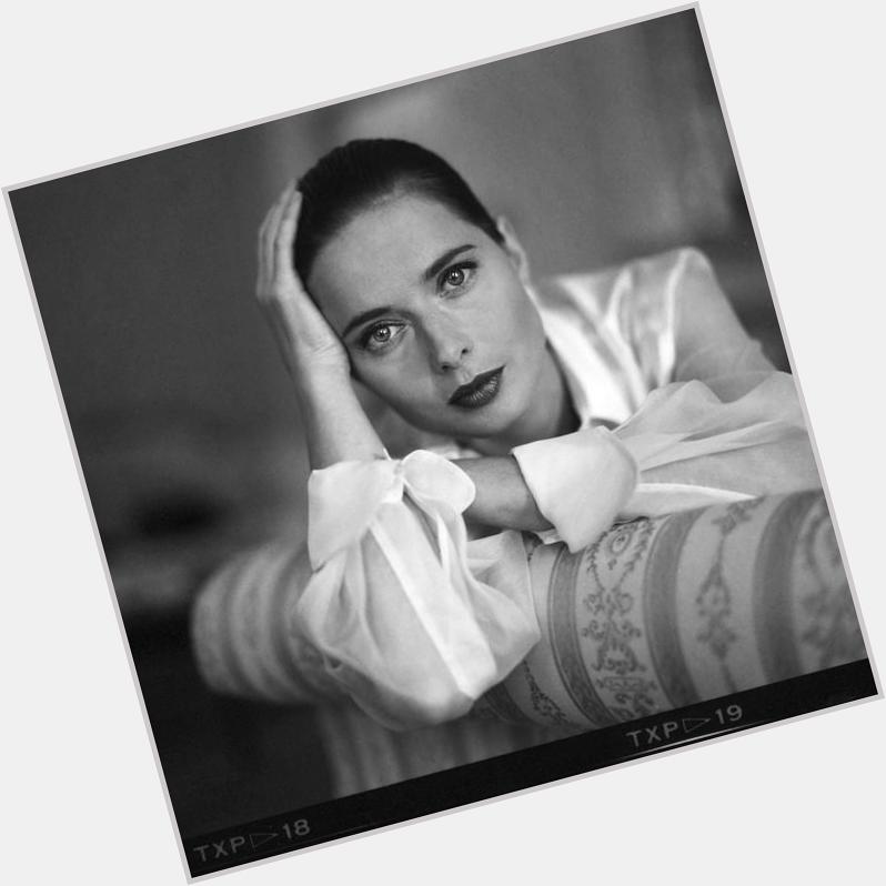Happy birthday to the magnificent Isabella Rossellini.... 