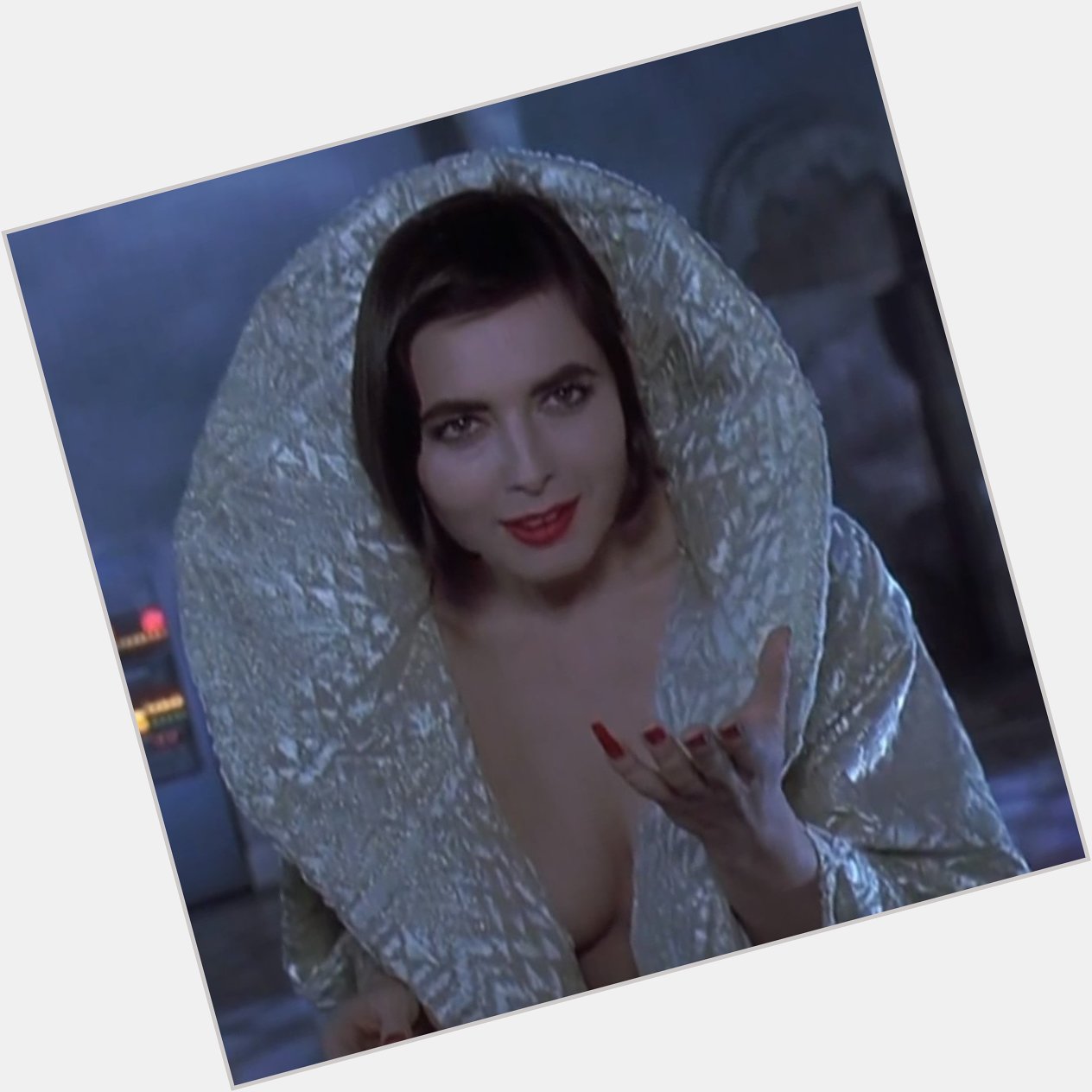 Happy 66th birthday to the great Isabella Rossellini! 