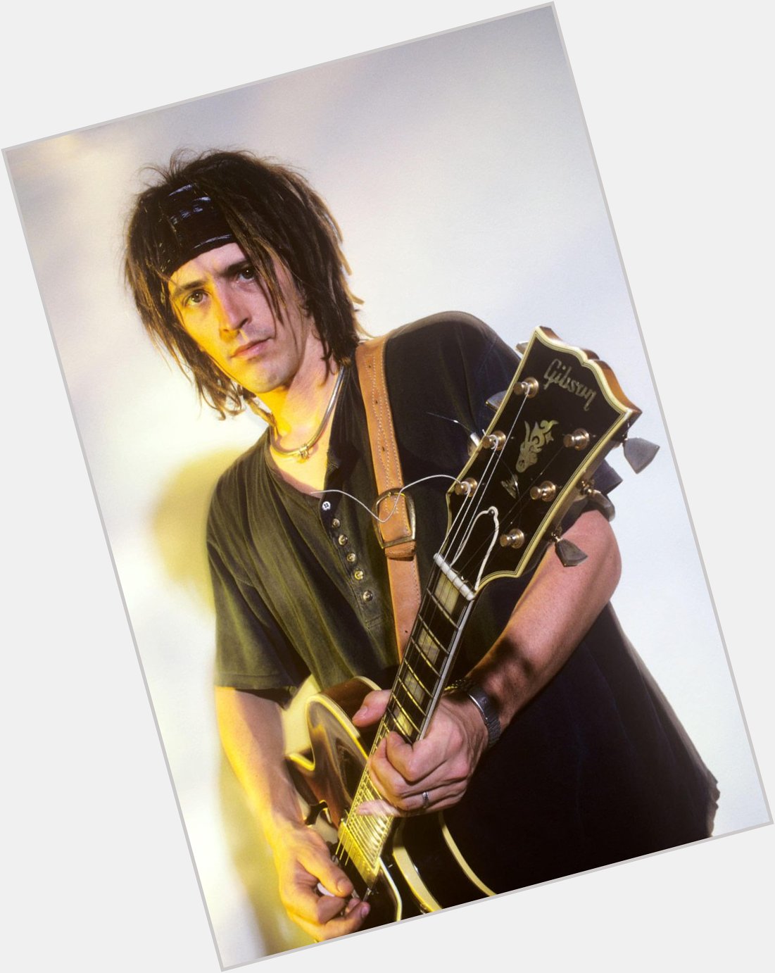 Happy Birthday to American guitarist, singer and songwriter,
Izzy Stradlin ( Guns N\ Roses) (April 8, 1962). 
