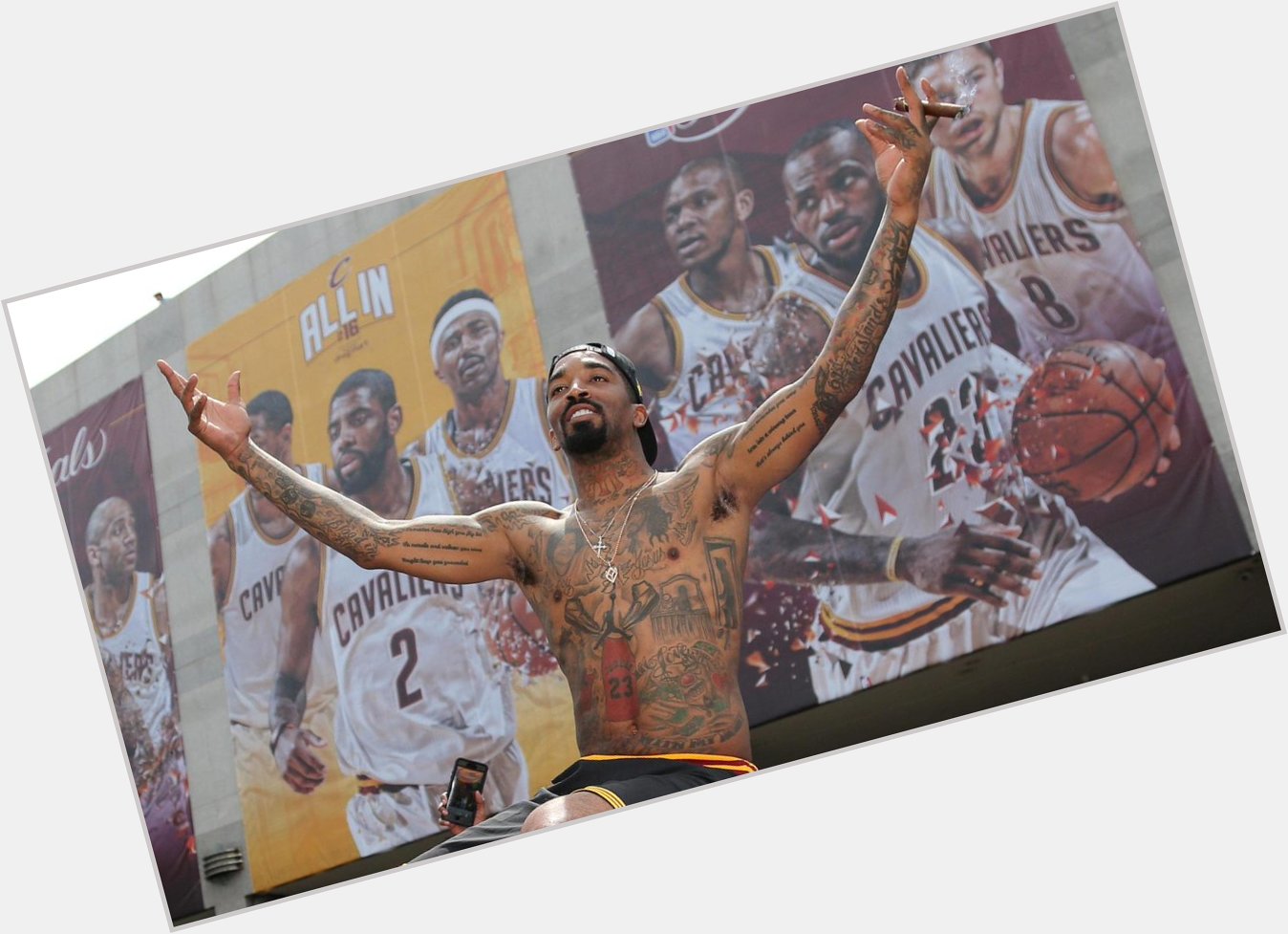 Happy 35th birthday to the one and only J.R. Smith. 