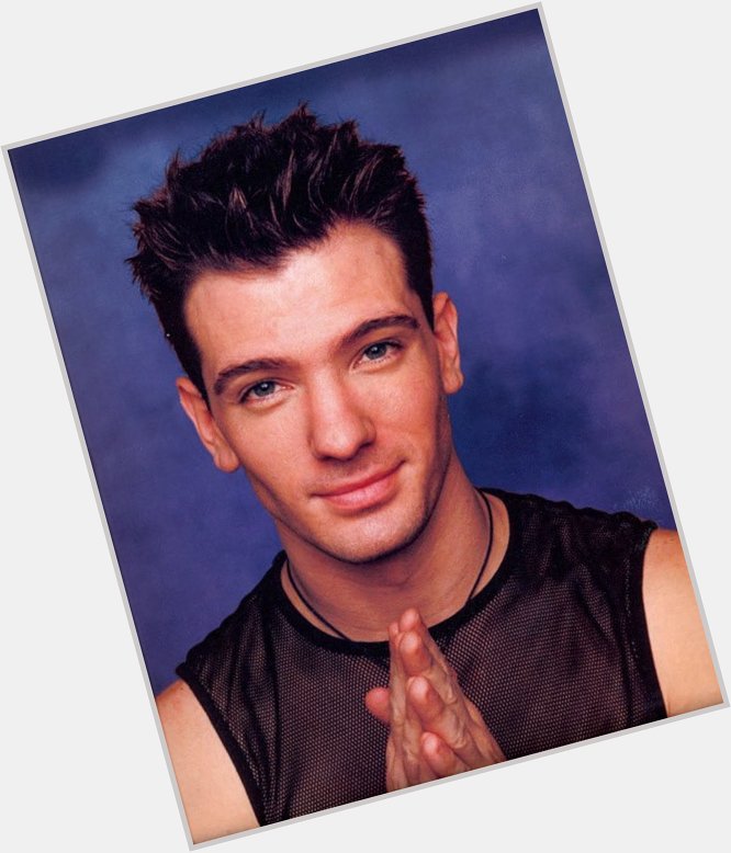 Wishing a very Happy Birthday to JC Chasez. He turns 42 today. 