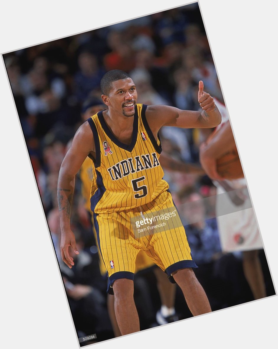 Happy Birthday to Jalen Rose, who turns 44 today! 