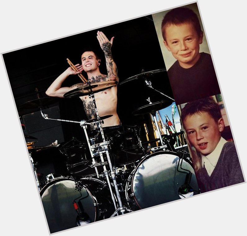 Happy birthday to my favorite drummer    I love you 