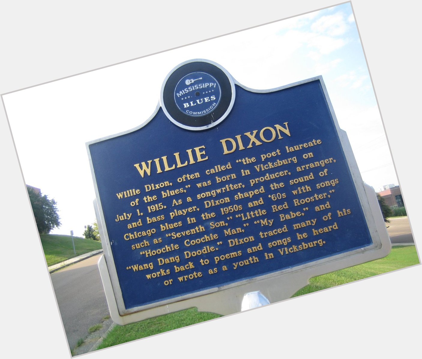 Happy Birthday to Mississippi blues legends Willie Dixon (1915) and James Cotton (1935)! 