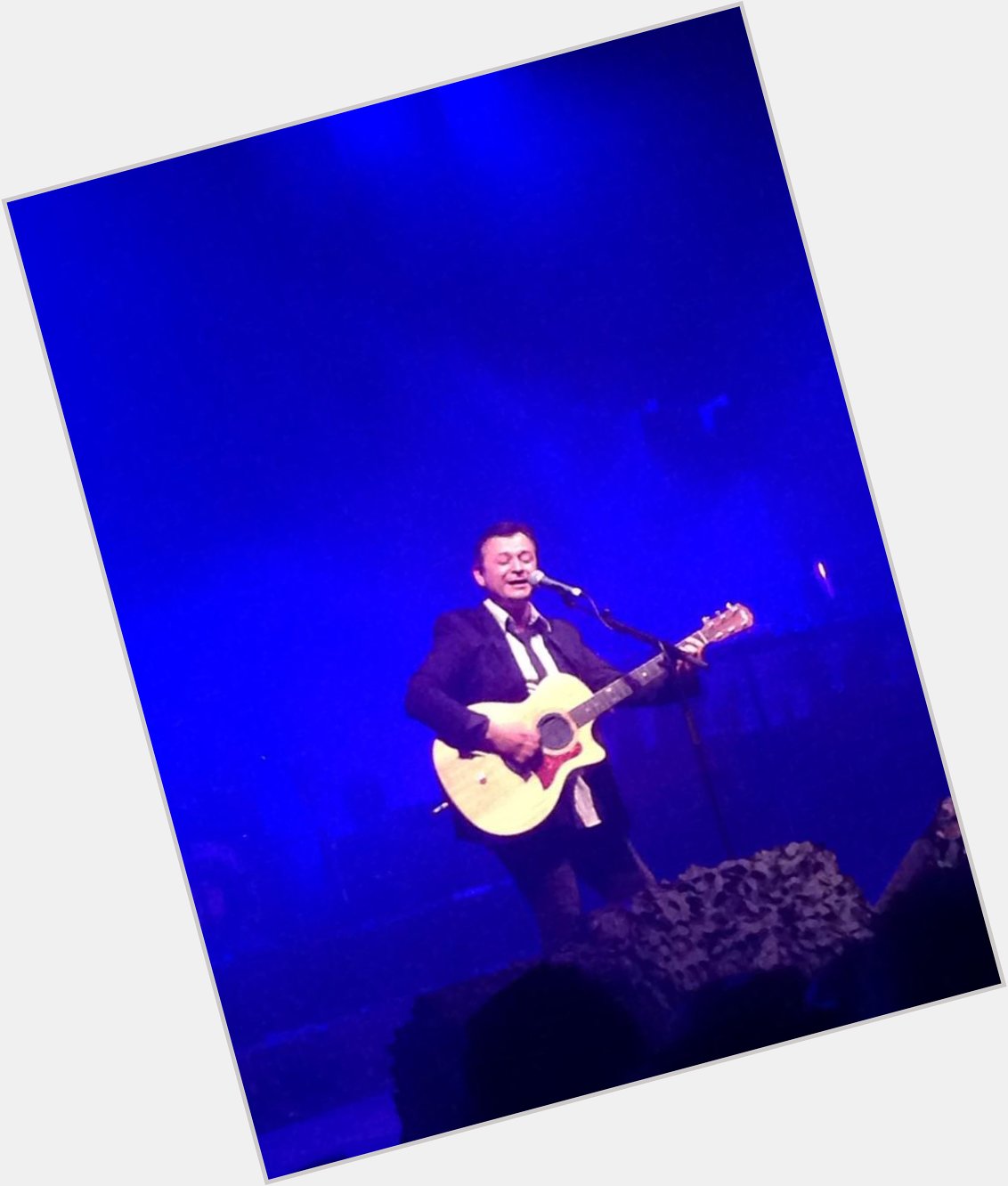 Happy 50th birthday to the legend that is James Dean Bradfield my guitar hero 