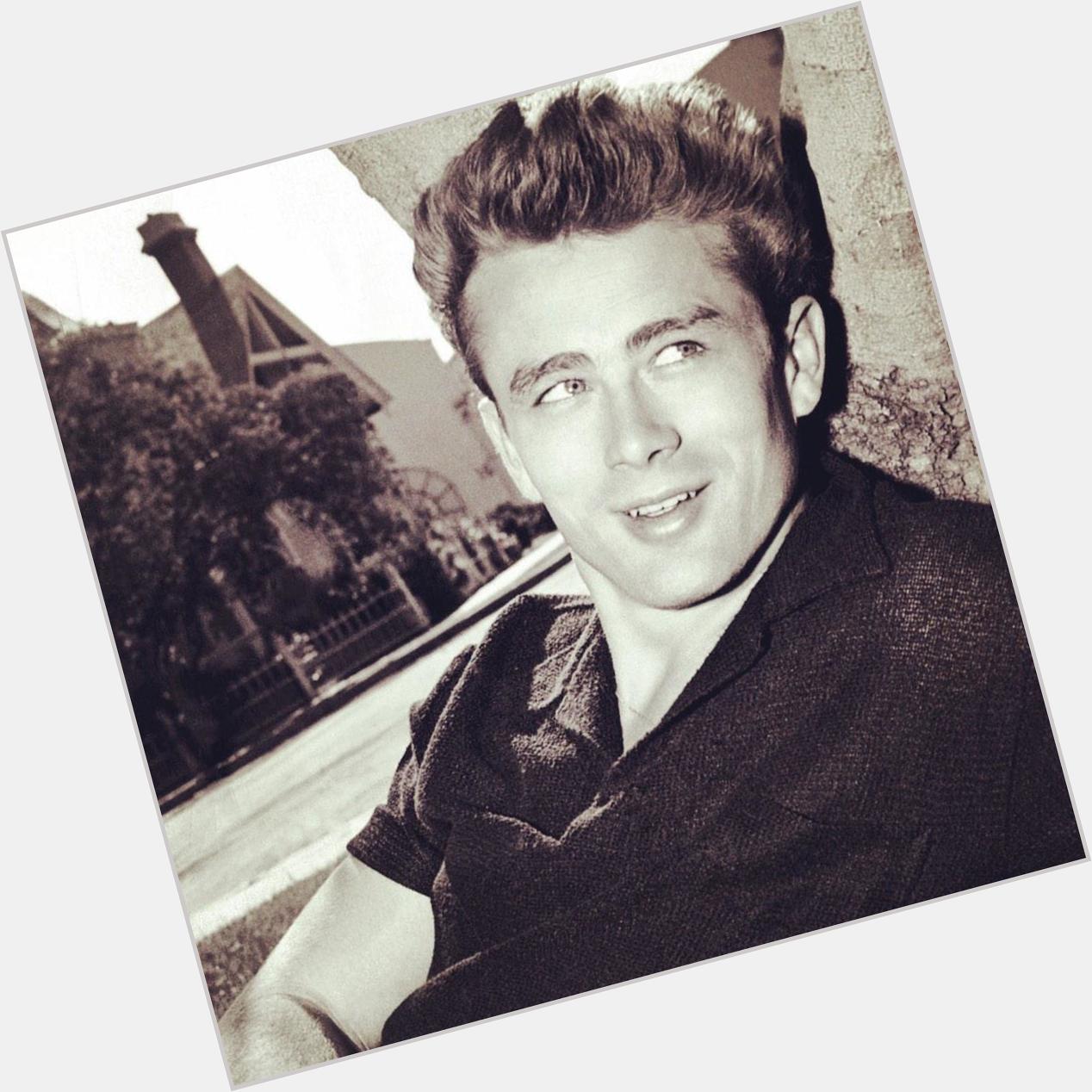 Happy birthday to the most beautiful man in the 1950s JAMES DEAN! 84 today he would have been R.I.P ! 
