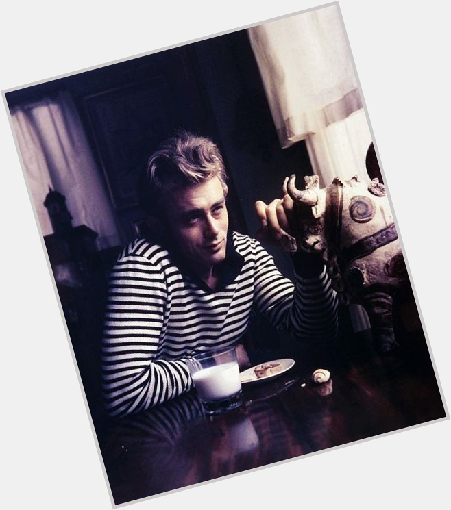 \Dream as if you\ll live forever. Live as if you\ll die today\

Happy birthday James Dean! 