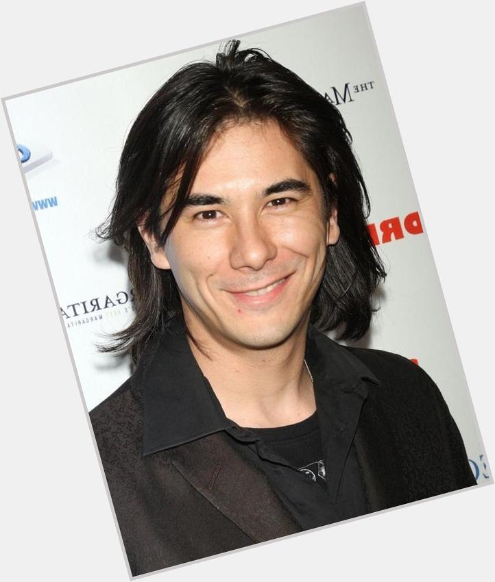 Happy birthday to James Duval! He was great in Independence Day and Donnie Darko. 