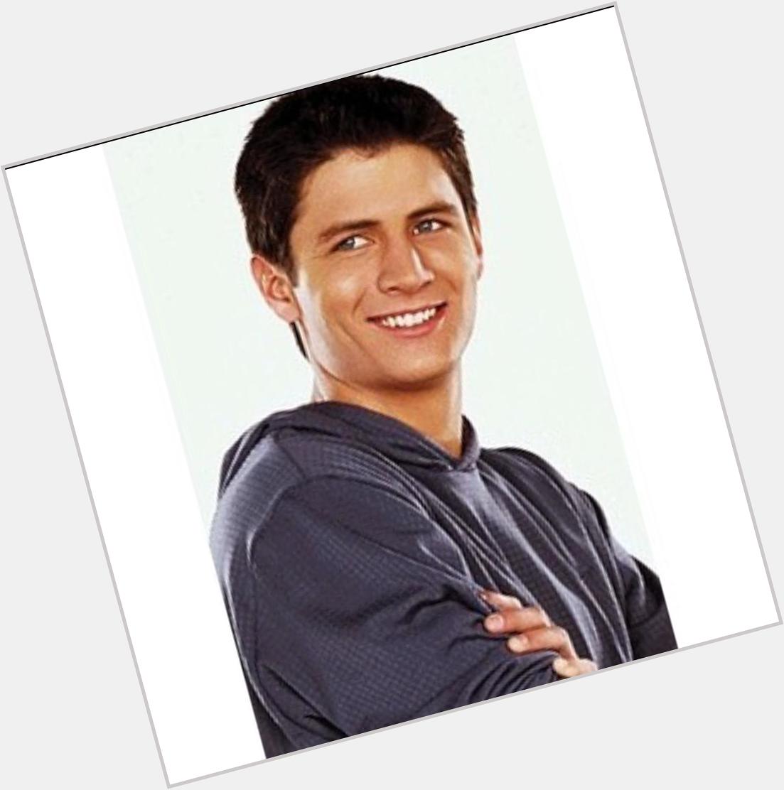 Happy 30th bday to the great James Lafferty  