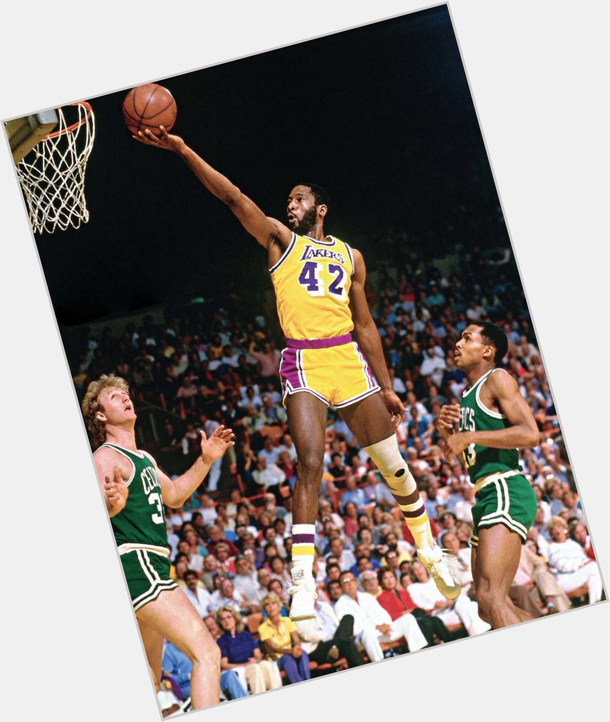Happy birthday to NBA legend and former MVP James Worthy! 