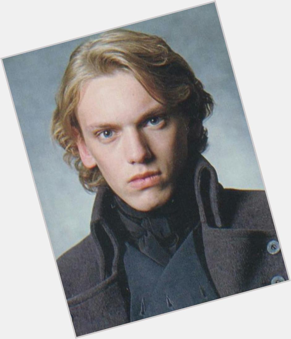 Happy birthday to Jamie Campbell Bower who played Young Gellert Grindelwald! 