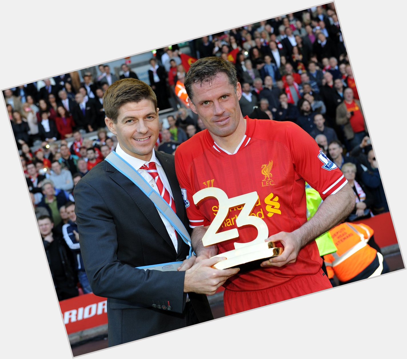 Happy Birthday to Liverpool legend Jamie Carragher.     