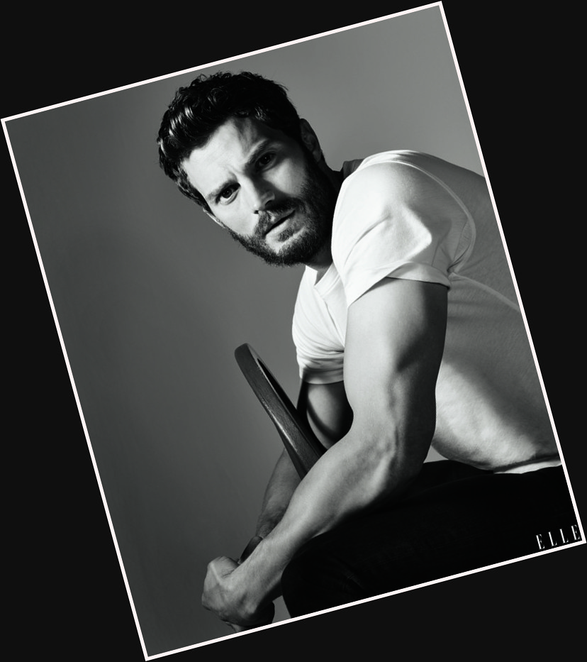 Happy birthday to JAMIE DORNAN!! As a BIRTHDAY PRESENT to our fans, here\s a hot photo of him!!! 