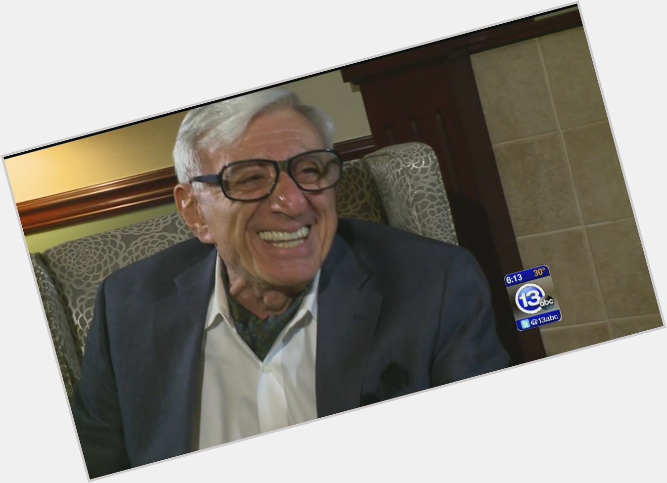 Join us in wishing Toledo native and actor Jamie Farr a happy birthday! He\s 88-years-old today 