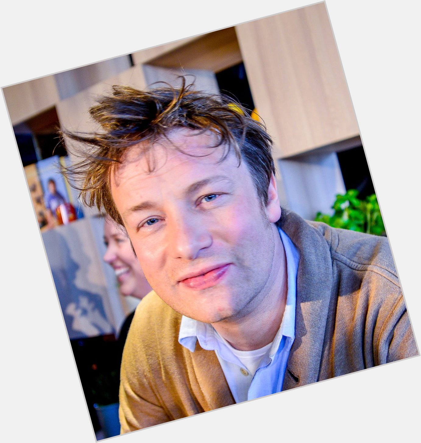 Happy 48th birthday to English restaurateur and cookbook author, Jamie Oliver. 