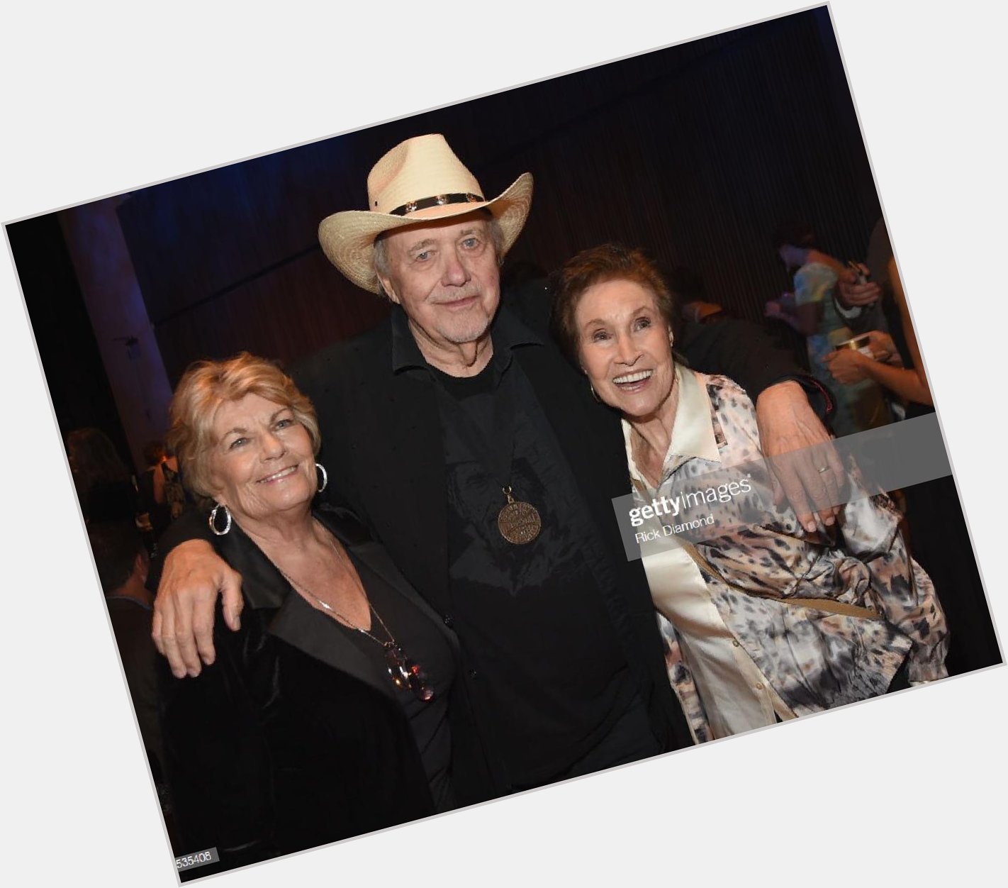 Happy 90th Birthday to one of Bobby and Jeannie Bare s closest friends and fellow Grand Ole Opry star, Jan Howard! 