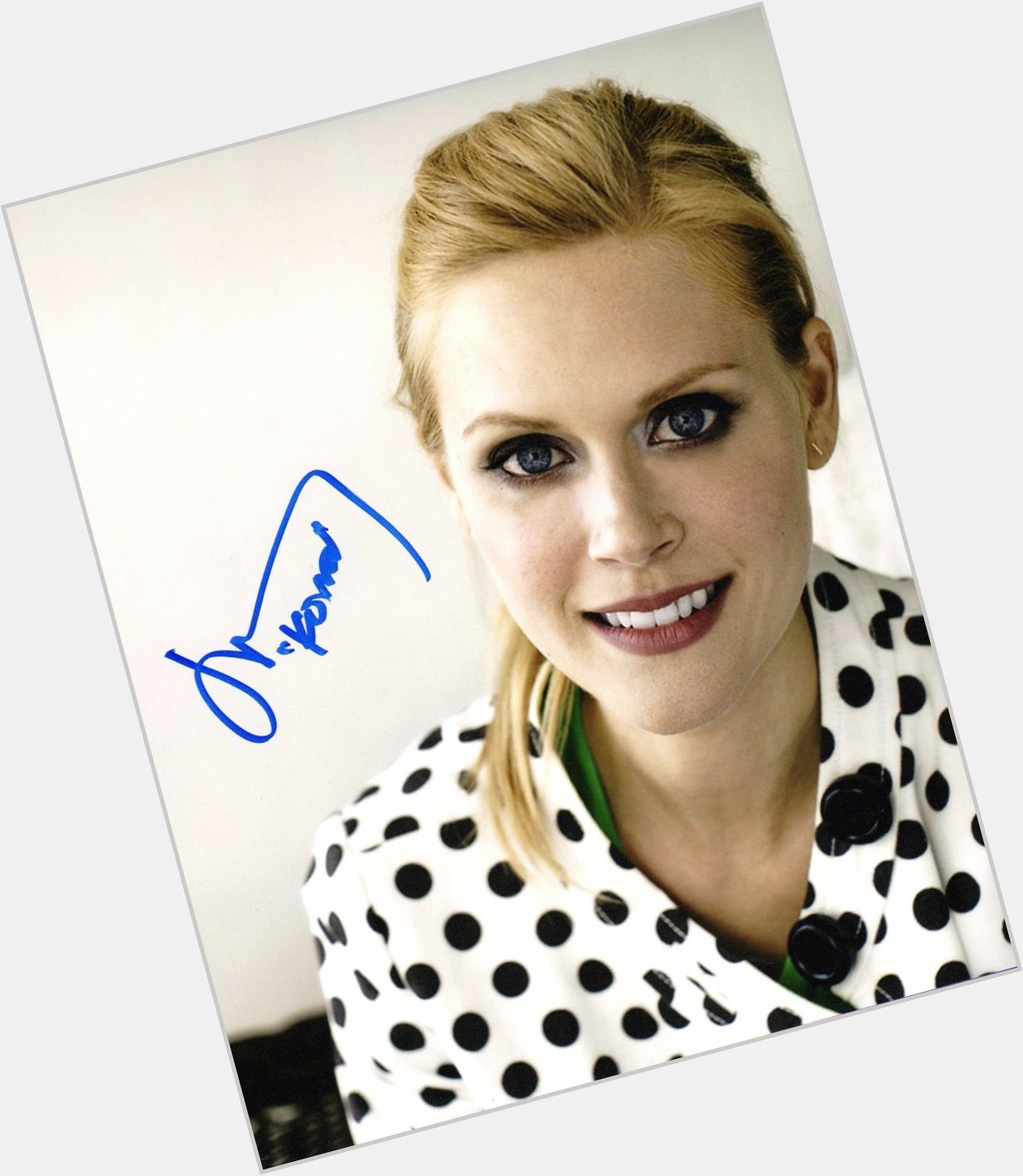 Happy Birthday, Janet Varney!   