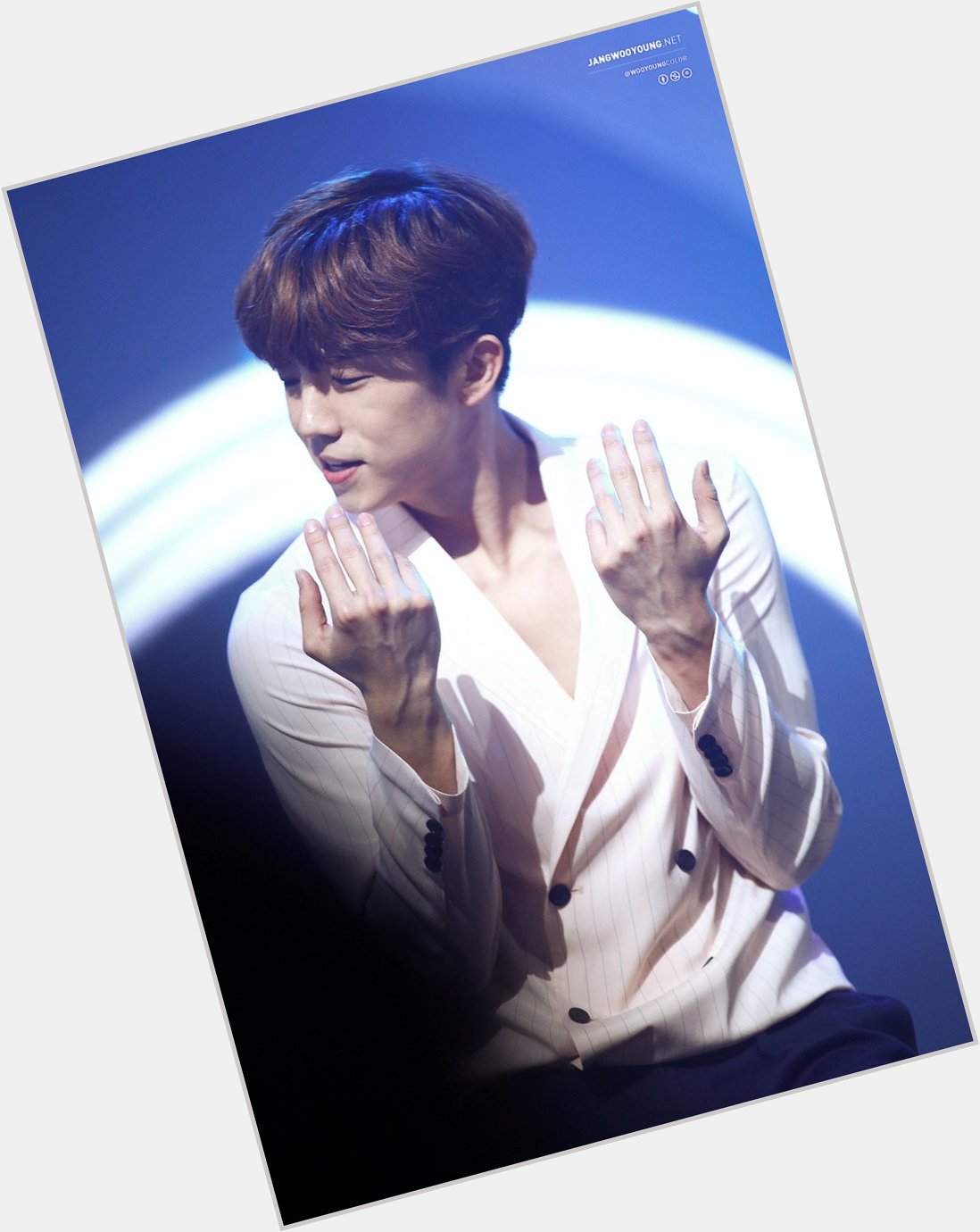 Happy birthday jang wooyoung !! your hands are beautiful as always       