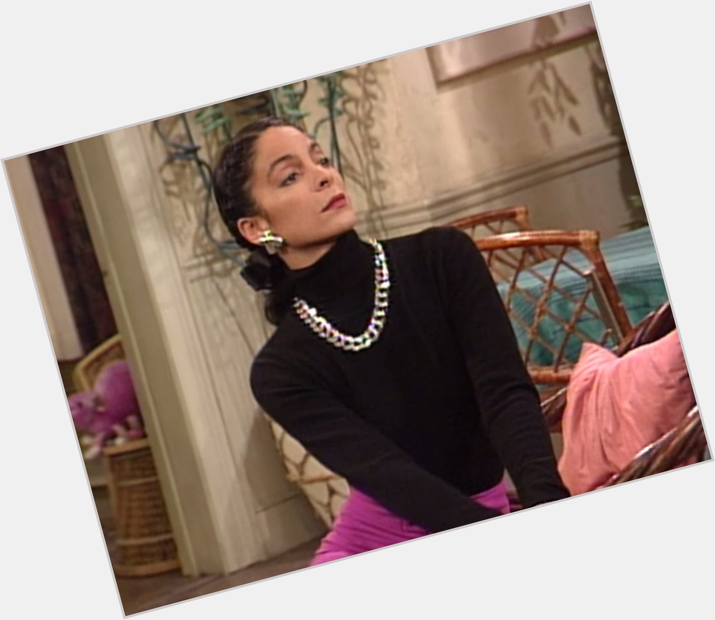 Happy birthday to the boujee queen Jasmine Guy!!! So happy I share my birthday with Miss Gilbert 